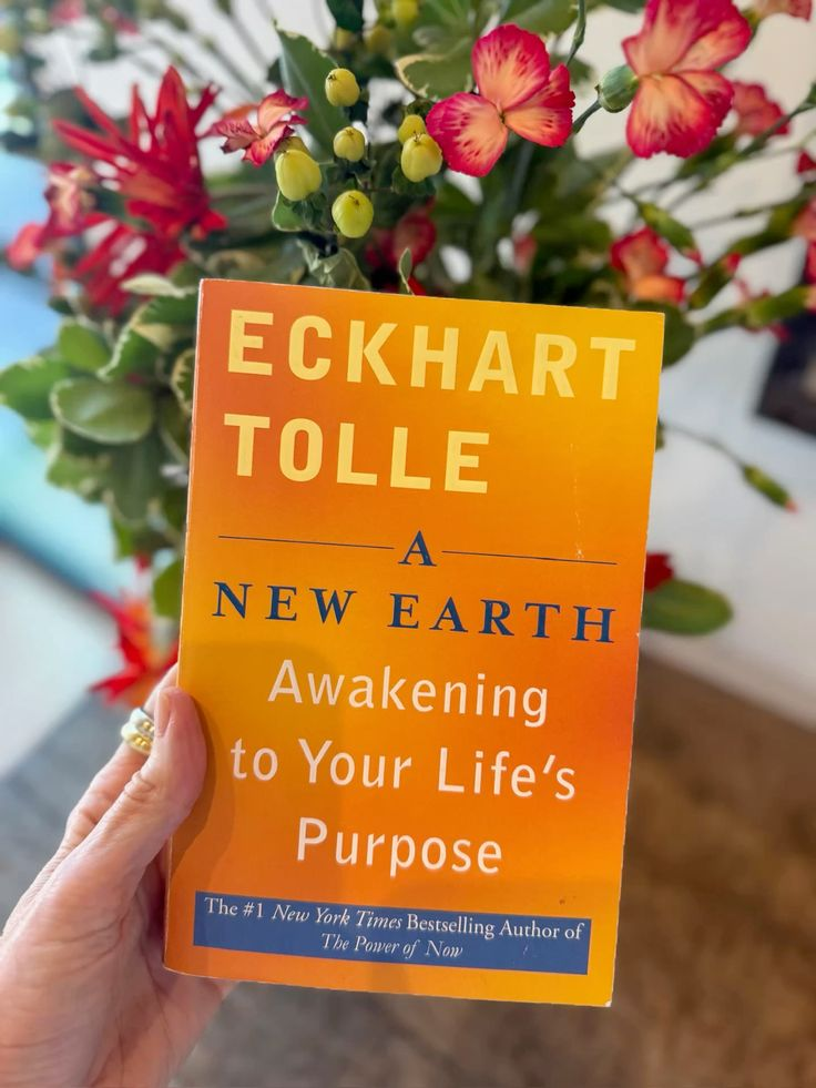 A New Earth By Eckhart Tolle